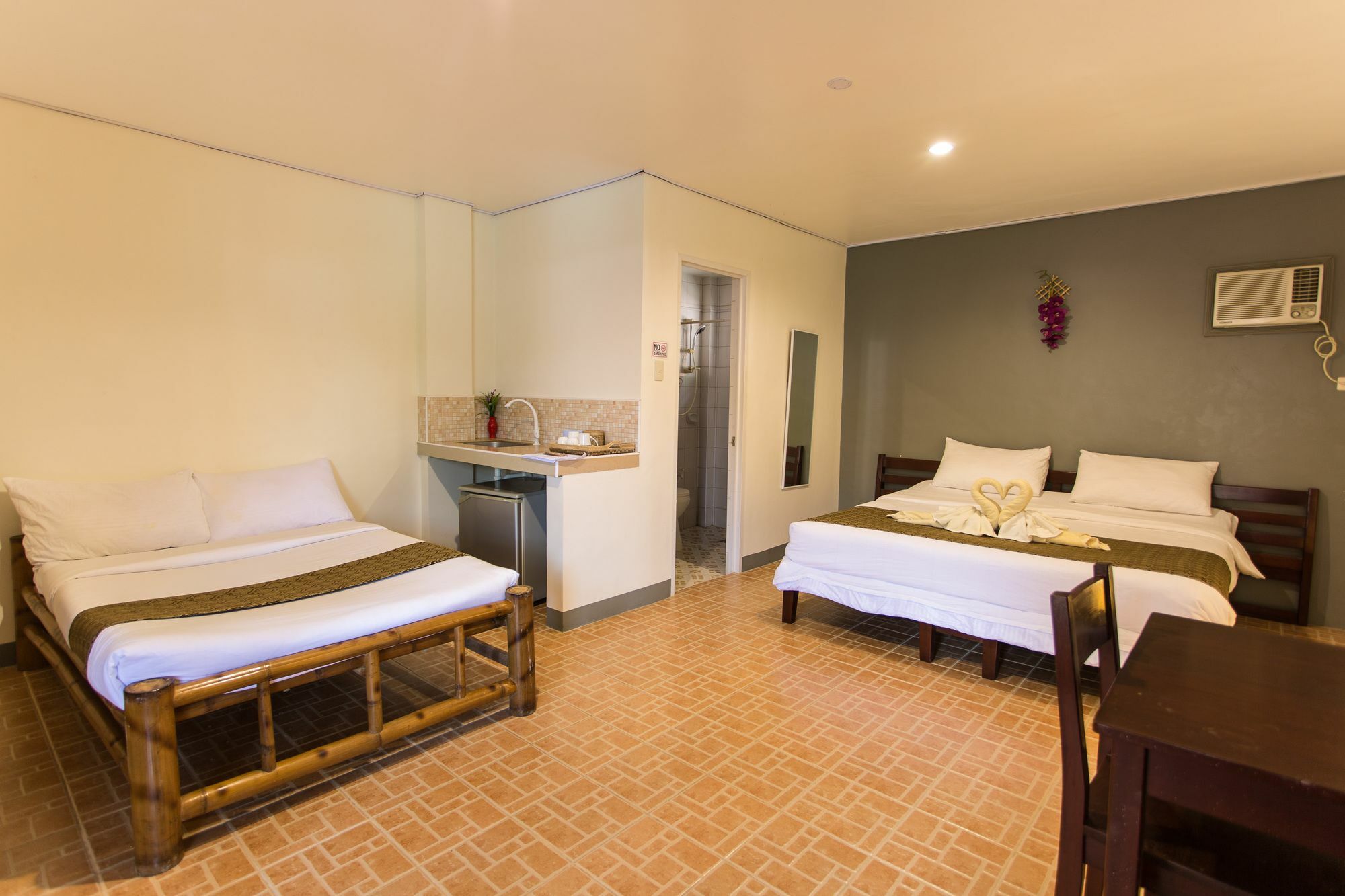 Conrada'S Place Hotel And Resort Panglao Eksteriør billede